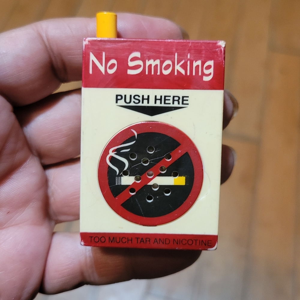 Vintage No Smoking Talking Refrigerator Magnet "Coughs"